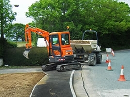 DoosanExcavator-Roadworks